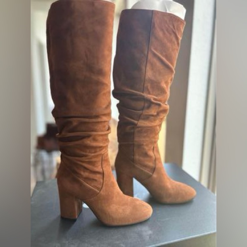 Coach Graham Cognac Suede Heeled Boots Size 6.5